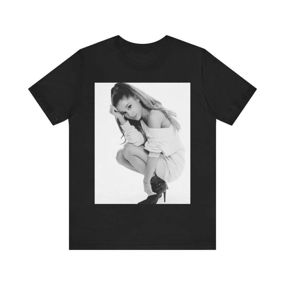 Ariana Grande Pop Star Music Fan Gift Graphic T-Shirt
